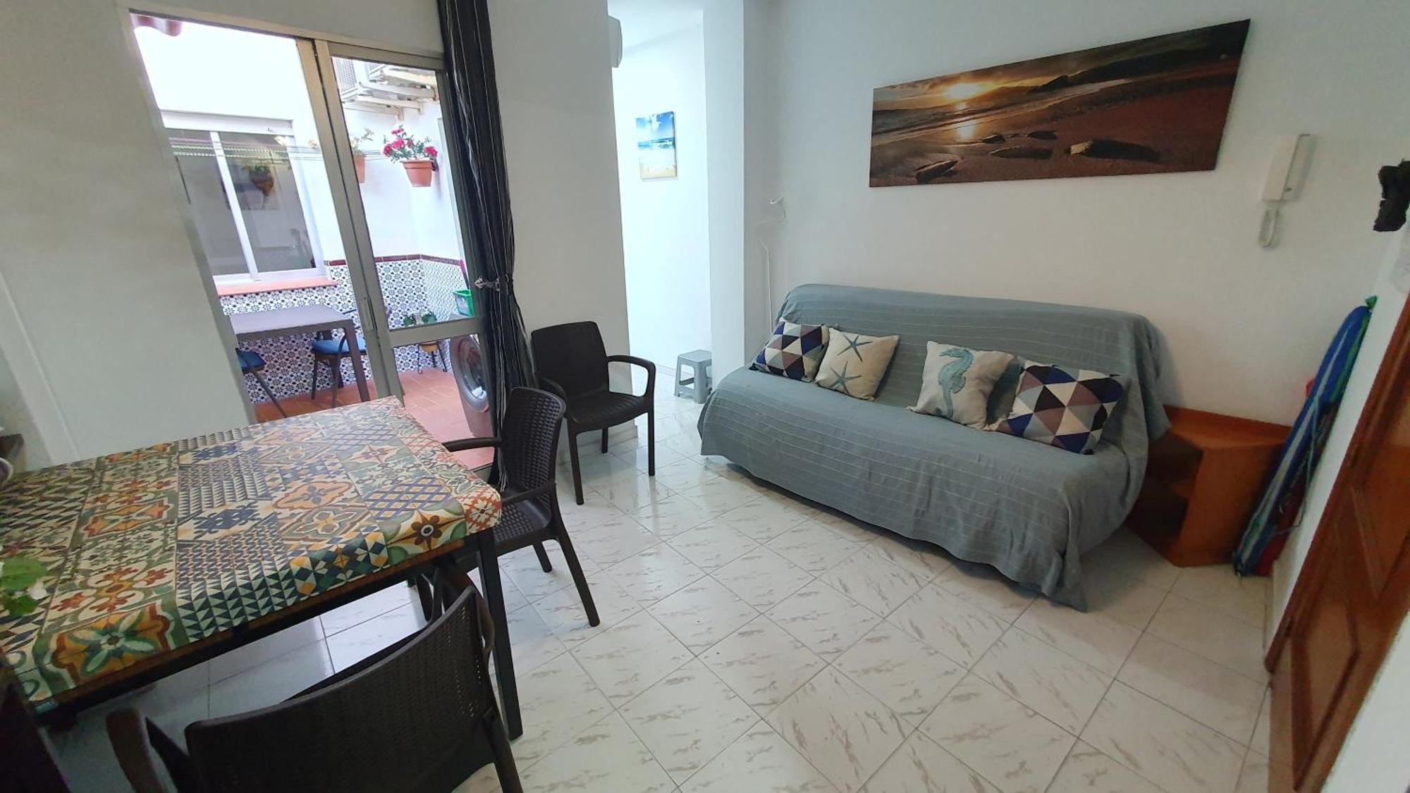 Apartamentos Eduardo Rico 内尔哈 外观 照片